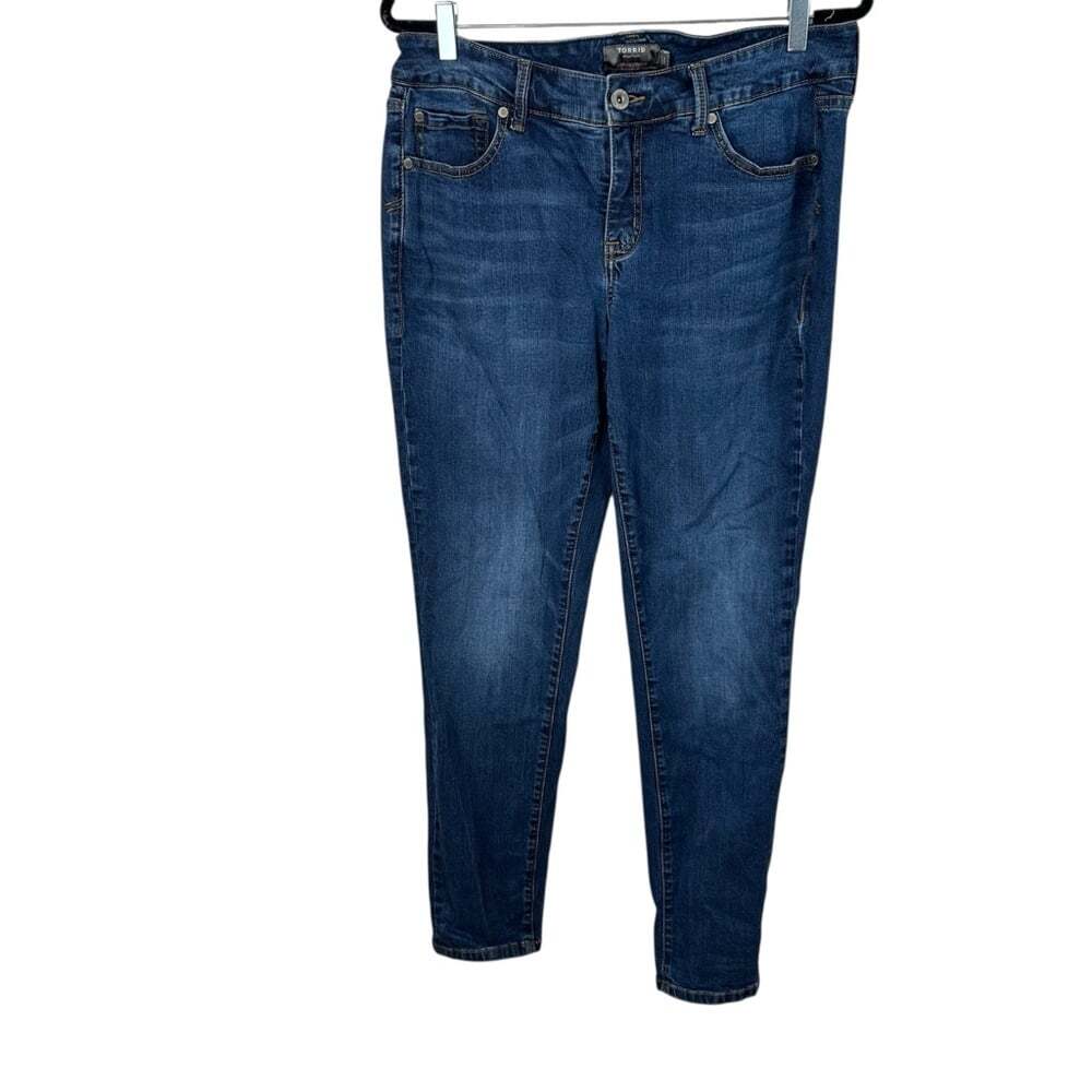 Torrid Skinny Jeans 10R Classic Stretch Denim Blue Mid Rise Curvycore